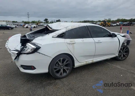 2021 Honda Civic Sport z USA, uszkodzony, nr VIN 2HGFC2F80MH560100